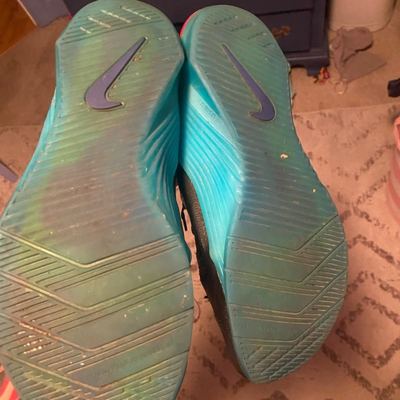 Metcon 5s. - Picture 2 of 2